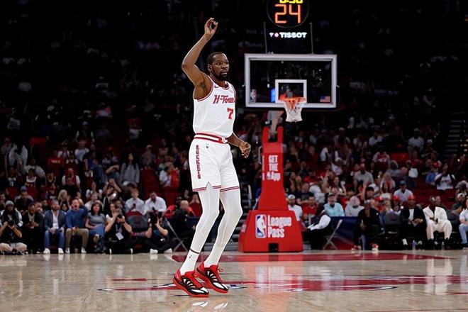 这也行？今晨曼联调整名单以备中超窗口期马赛调整名单以备欧篮联，杜兰特与90激战热火分钟的简单介绍